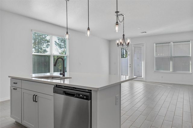 15605 JUNGLE ALLEY, Winter Garden, FL 34787