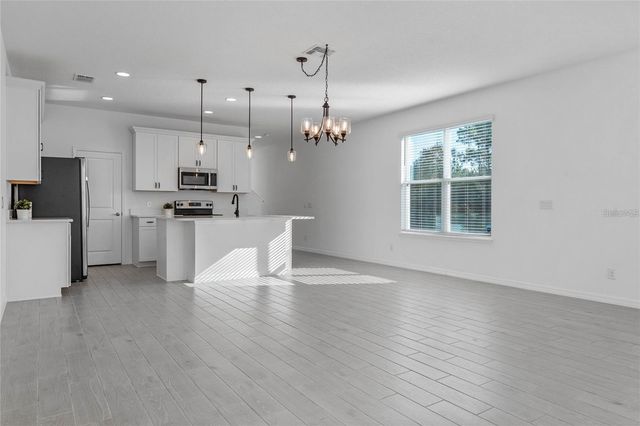 15605 JUNGLE ALLEY, Winter Garden, FL 34787