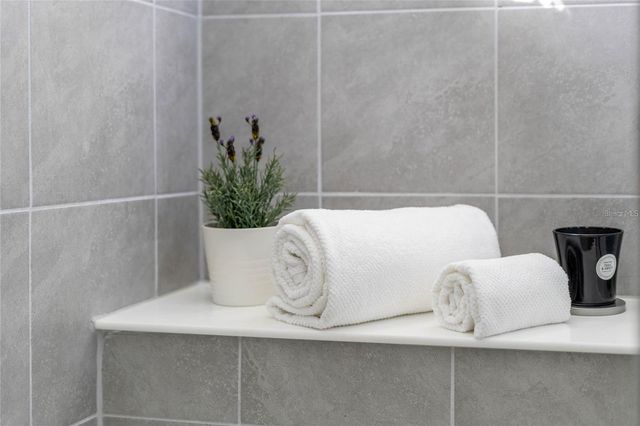 15605 JUNGLE ALLEY, Winter Garden, FL 34787