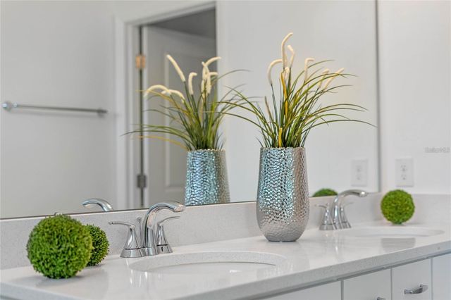 15605 JUNGLE ALLEY, Winter Garden, FL 34787