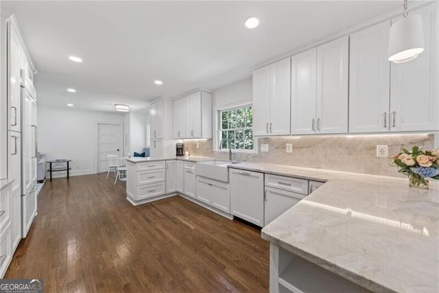 4310 Conway Valley Court NW, Atlanta, GA 30327