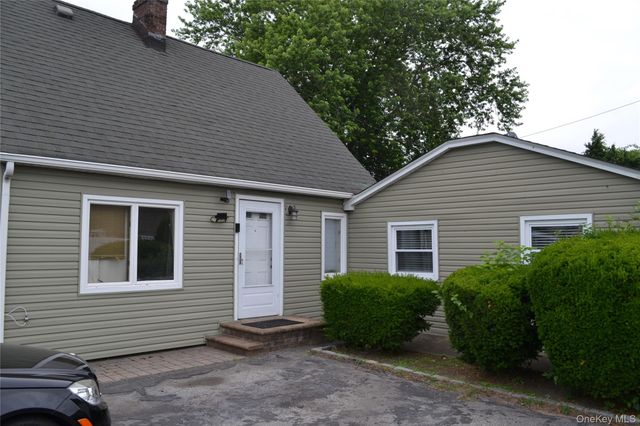 516 Long Beach Road, Island Park, NY 11558