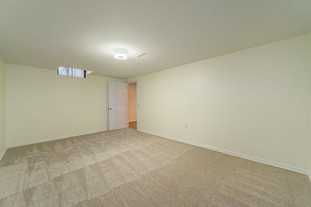 9301 W Birch Ln, Wichita, KS 67212