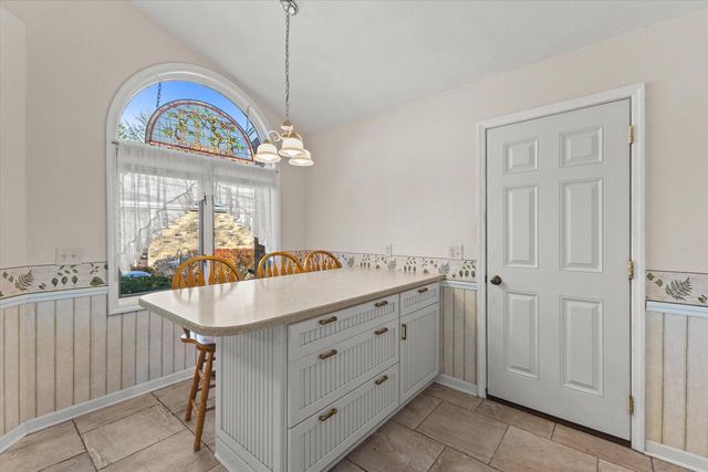 W4776 Potter ROAD, Elkhorn, WI 53121