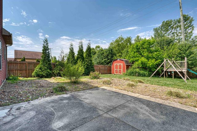 3749 Arbor Pointe Drive, Newburgh, IN 47630