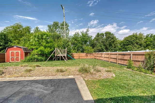 3749 Arbor Pointe Drive, Newburgh, IN 47630