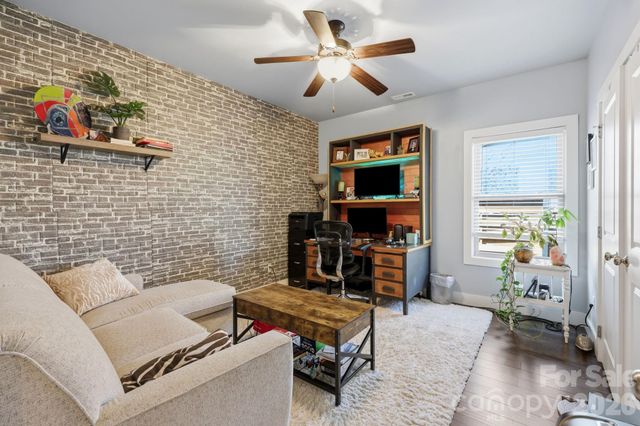 25 Linn Garden Lane, Swannanoa, NC 28778