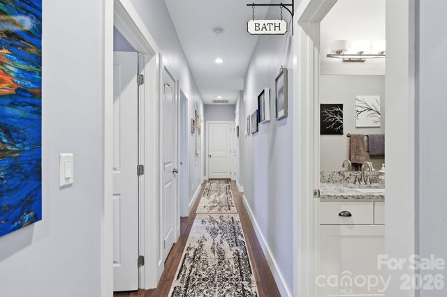 25 Linn Garden Lane, Swannanoa, NC 28778