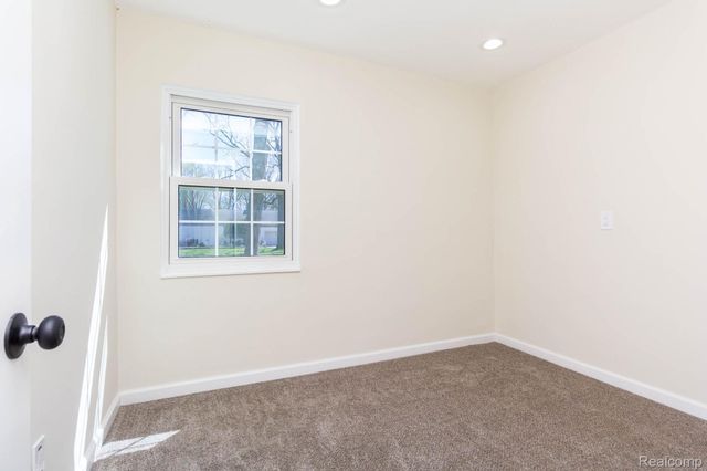 36777 Mulberry Street, Clinton Charter Township, MI 48035