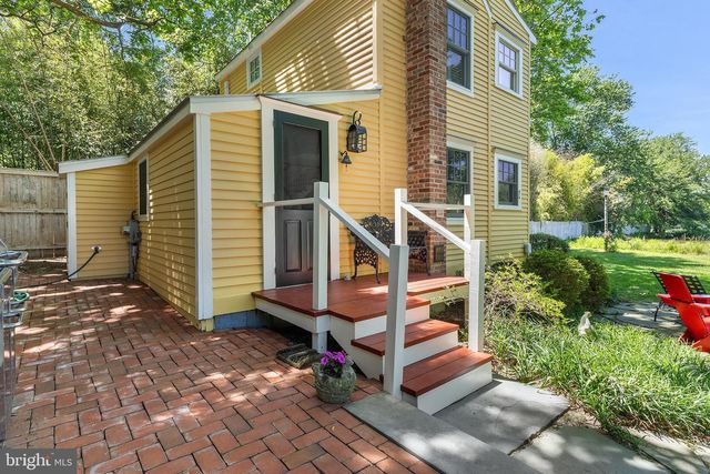 114 FRONT ST, Crumpton, MD 21628