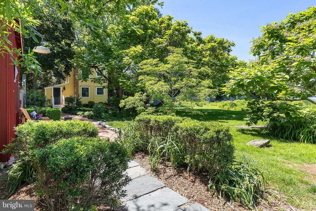 114 FRONT ST, Crumpton, MD 21628