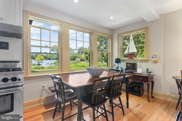 114 FRONT ST, Crumpton, MD 21628
