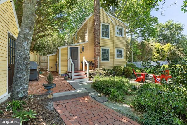 114 FRONT ST, Crumpton, MD 21628
