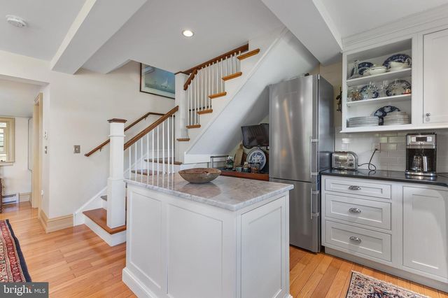 114 FRONT ST, Crumpton, MD 21628