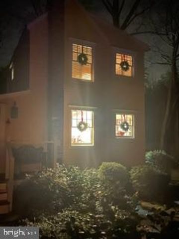 114 FRONT ST, Crumpton, MD 21628