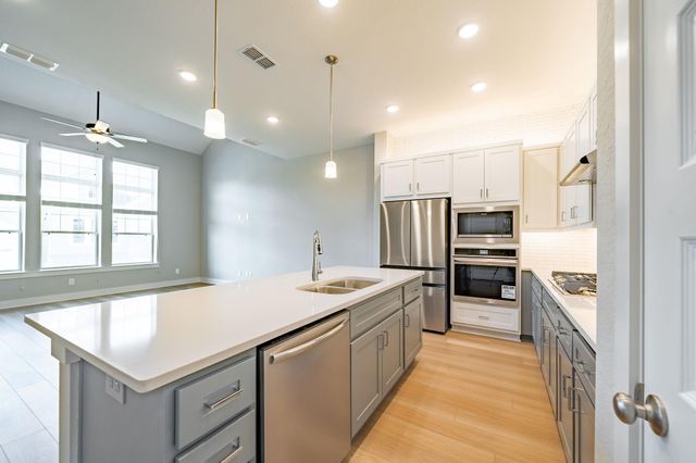10916 Brambling Wood Drive, Houston, TX 77043