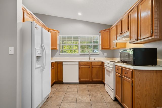 207 Kleinshore Road, Hot Springs, AR 71913