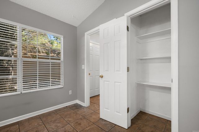 207 Kleinshore Road, Hot Springs, AR 71913