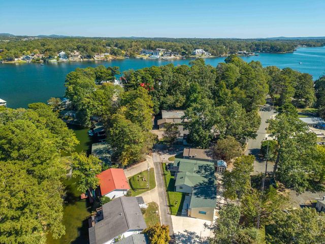 207 Kleinshore Road, Hot Springs, AR 71913