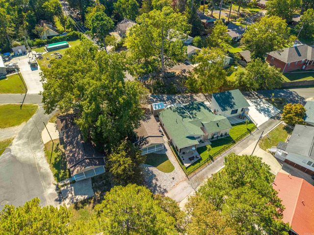 207 Kleinshore Road, Hot Springs, AR 71913