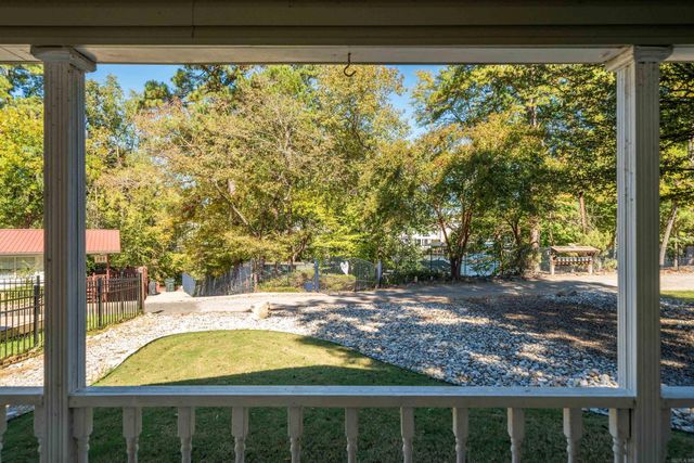 207 Kleinshore Road, Hot Springs, AR 71913