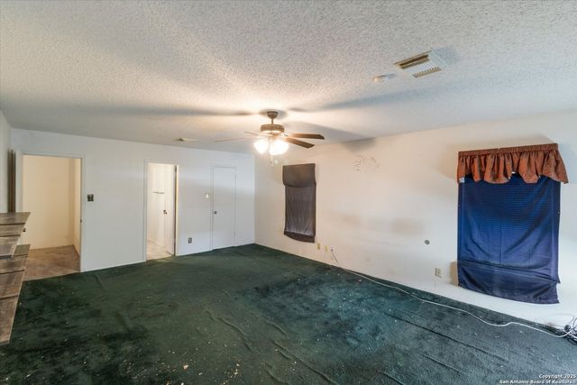 6838 Park Haven, San Antonio, TX 78244