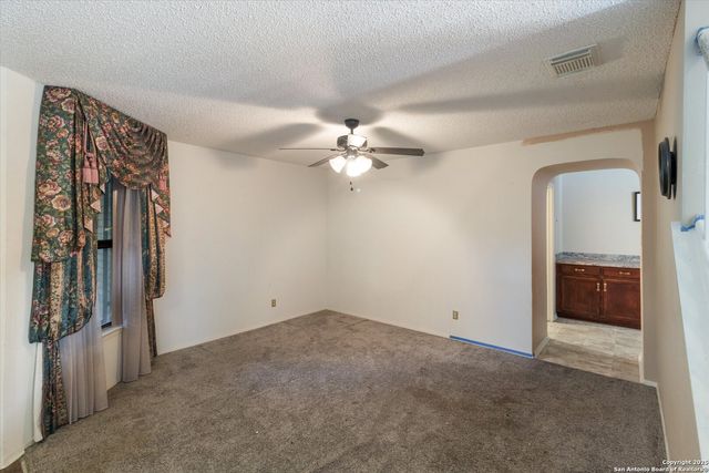 6838 Park Haven, San Antonio, TX 78244