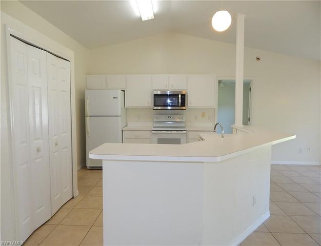 135 SE 29th ST, Cape Coral, FL 33904