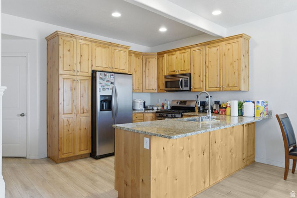 Image 5 of property listing at 1158 W 1580 N, Orem, UT 84057