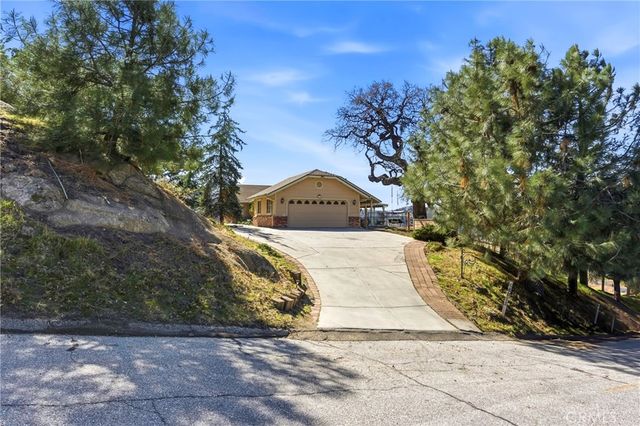 27100 Barkes, Tehachapi, CA 93561