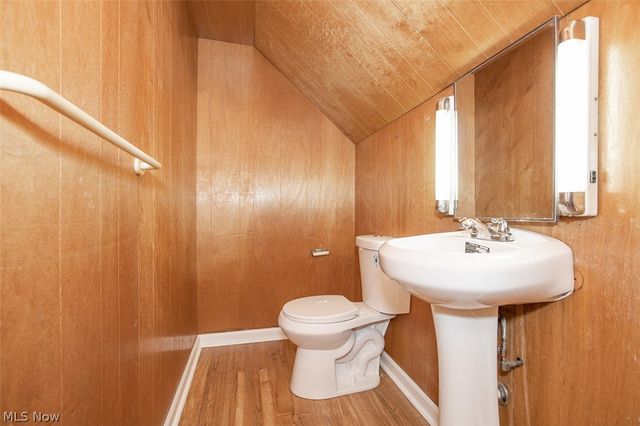 1547 Clermont Road, Cleveland, OH 44110