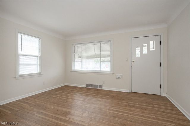 1547 Clermont Road, Cleveland, OH 44110