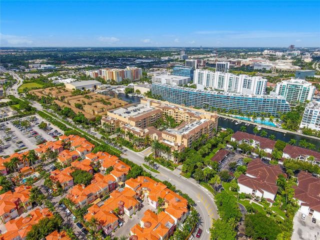 3001 NE 185th St 103, Aventura, FL 33180