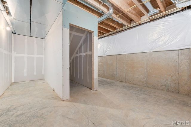 2947 Bluff Ridge Court, Maryville, IL 62062