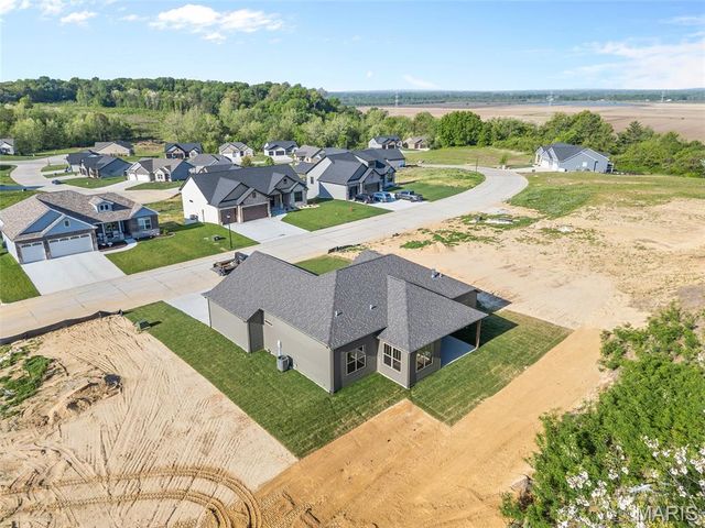 2947 Bluff Ridge Court, Maryville, IL 62062