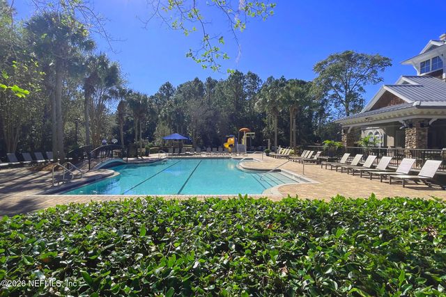 1745 FOREST LAKE Circle 2, Jacksonville, FL 32225