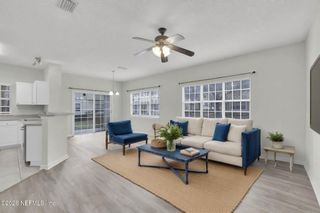 1745 FOREST LAKE Circle 2, Jacksonville, FL 32225