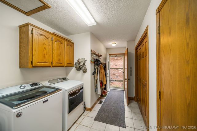 4590 E 480 Road, Pryor, OK 74361