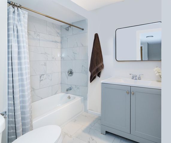 5131 S 36th Avenue S, Minneapolis, MN 55417