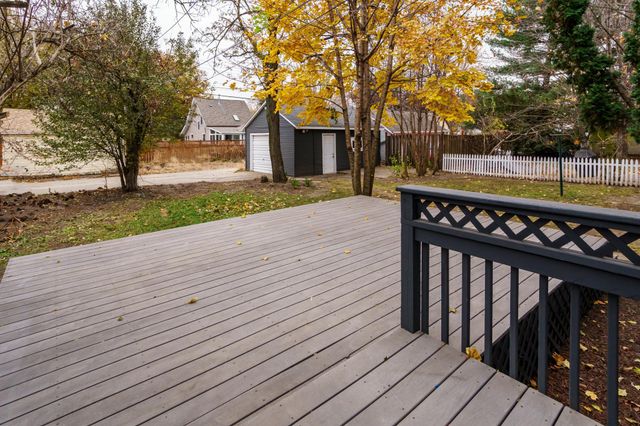 5131 S 36th Avenue S, Minneapolis, MN 55417