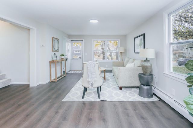 5131 S 36th Avenue S, Minneapolis, MN 55417