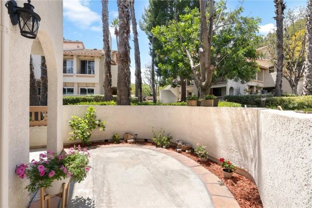26541 Las Palmas 4, Laguna Hills, CA 92656