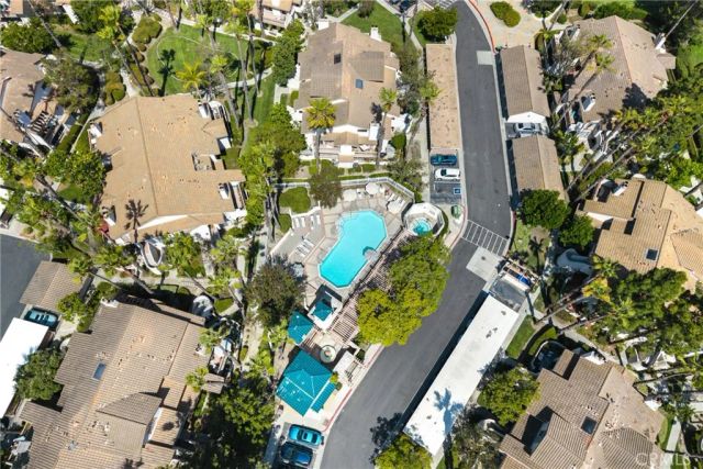 26541 Las Palmas 4, Laguna Hills, CA 92656