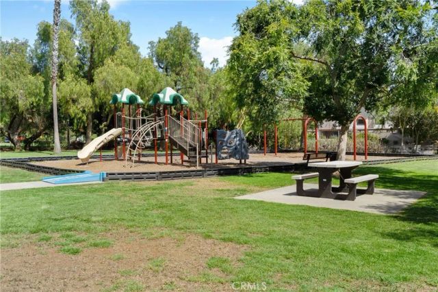 26541 Las Palmas 4, Laguna Hills, CA 92656