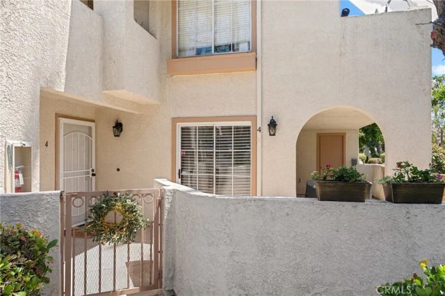 26541 Las Palmas 4, Laguna Hills, CA 92656