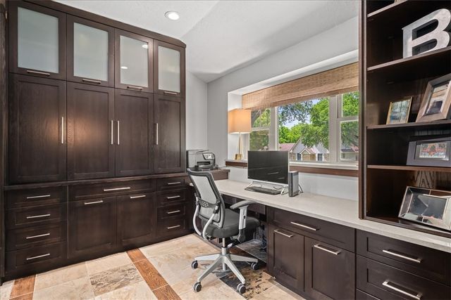 1502 Reimer, Brenham, TX 77833