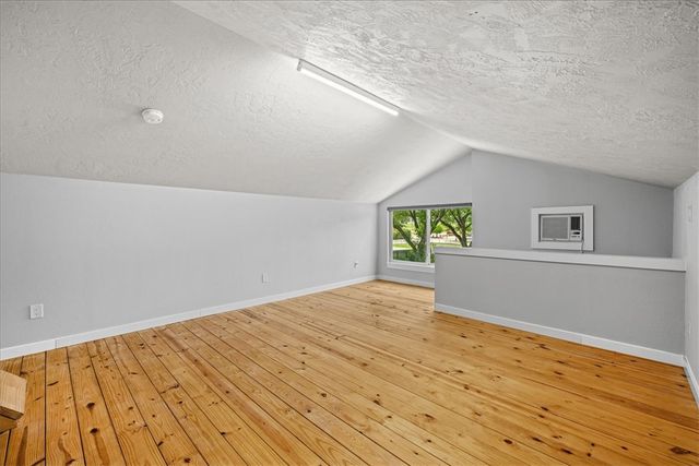1502 Reimer, Brenham, TX 77833