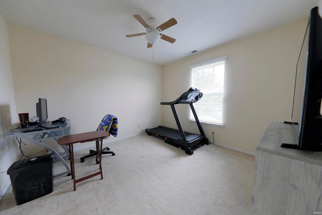 3212 Oaklyn Drive, Evansville, IN 47711