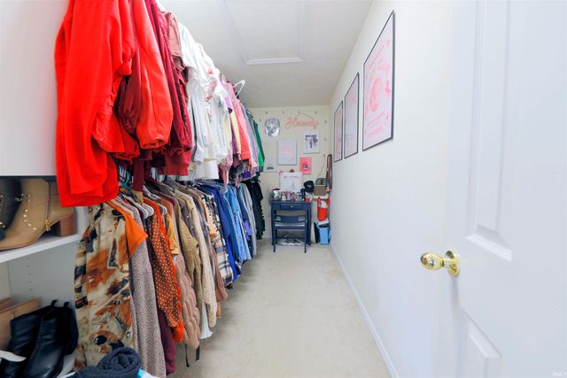 3212 Oaklyn Drive, Evansville, IN 47711