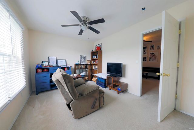 3212 Oaklyn Drive, Evansville, IN 47711
